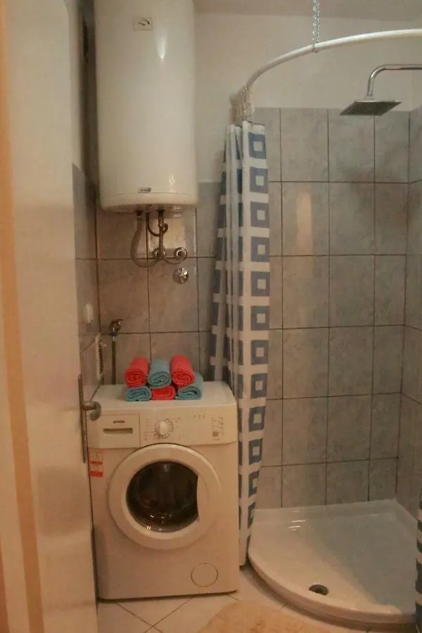 Apartment Monte Paradiso 普拉