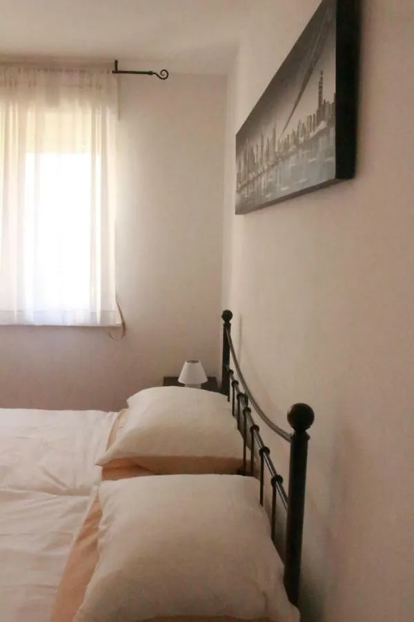 Apartment Monte Paradiso 普拉